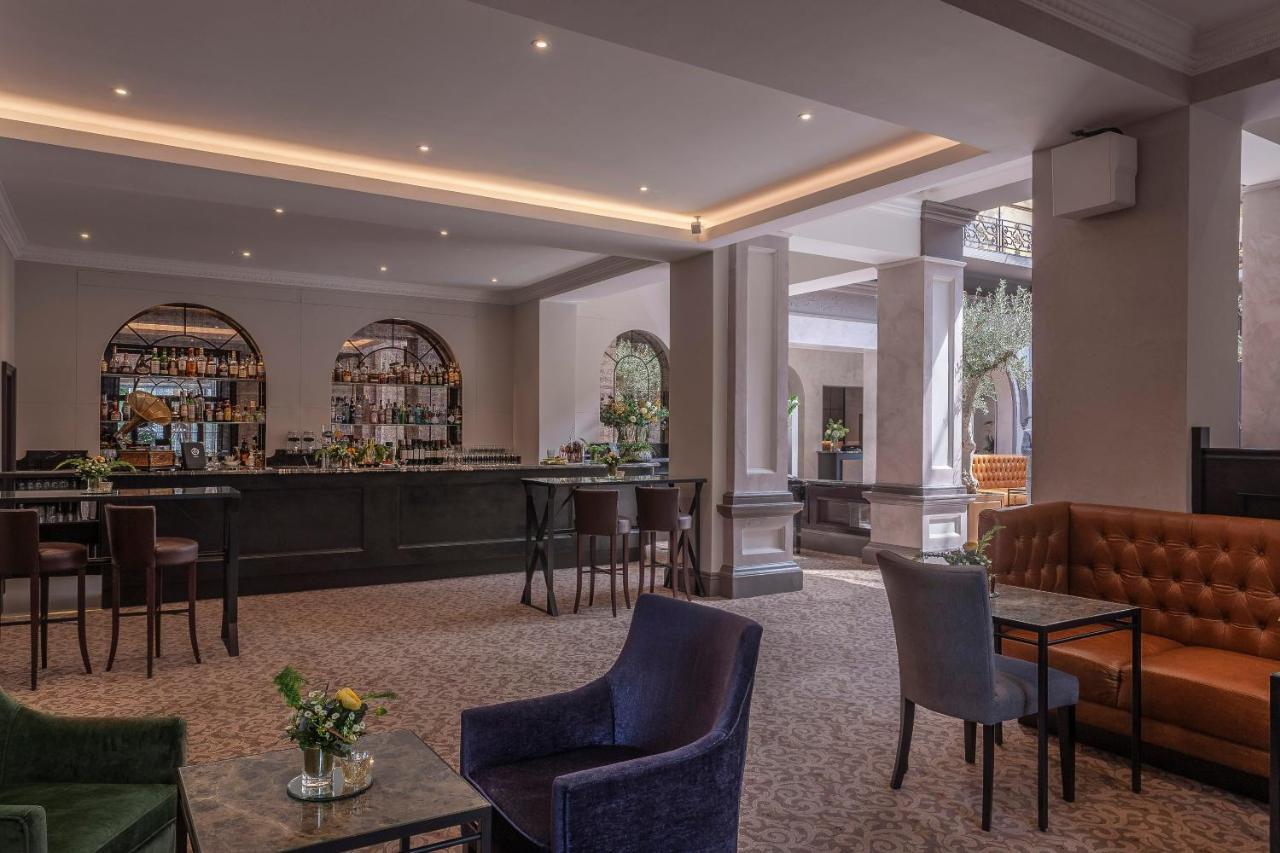 Oatlands Park Hotel Weybridge Ngoại thất bức ảnh