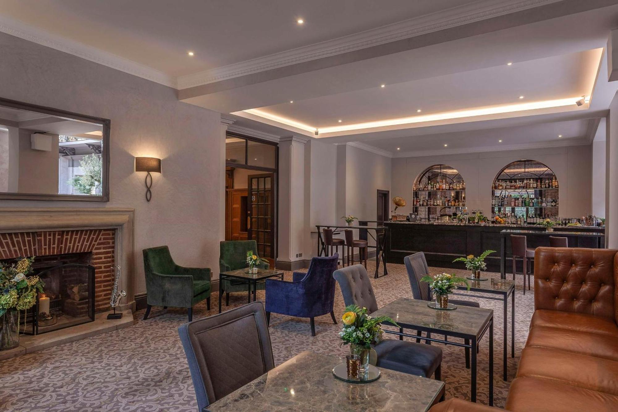 Oatlands Park Hotel Weybridge Ngoại thất bức ảnh