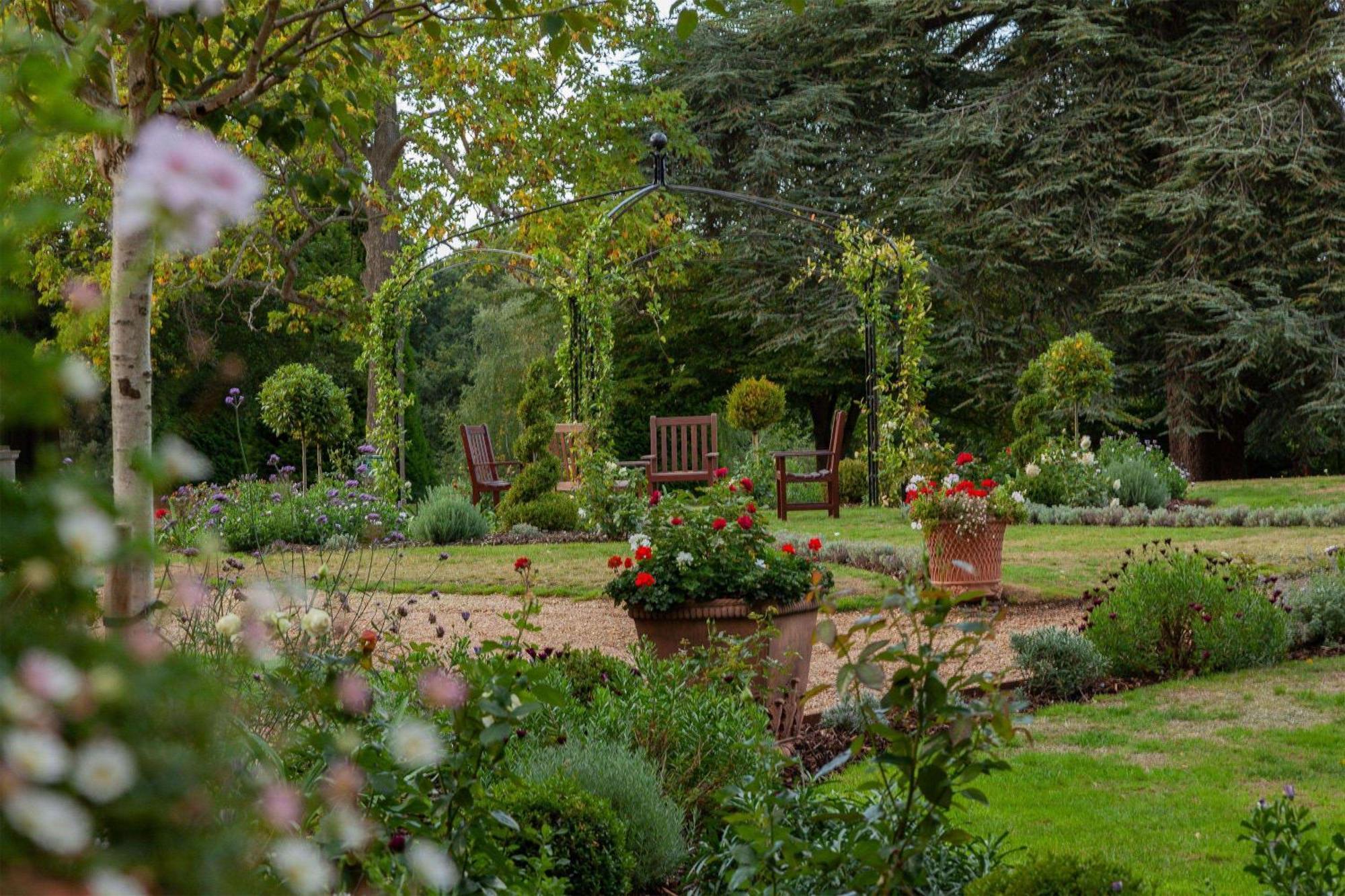 Oatlands Park Hotel Weybridge Ngoại thất bức ảnh