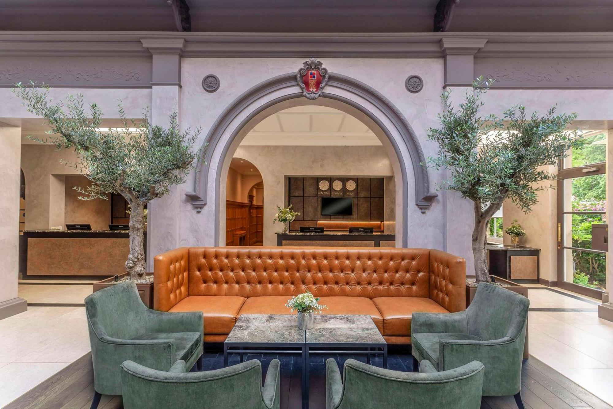 Oatlands Park Hotel Weybridge Ngoại thất bức ảnh